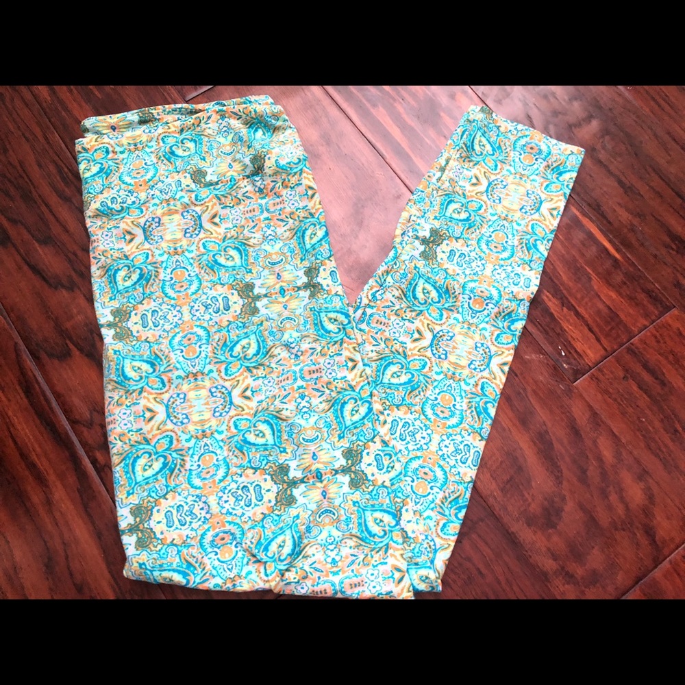 LuLaRoe TV leggings